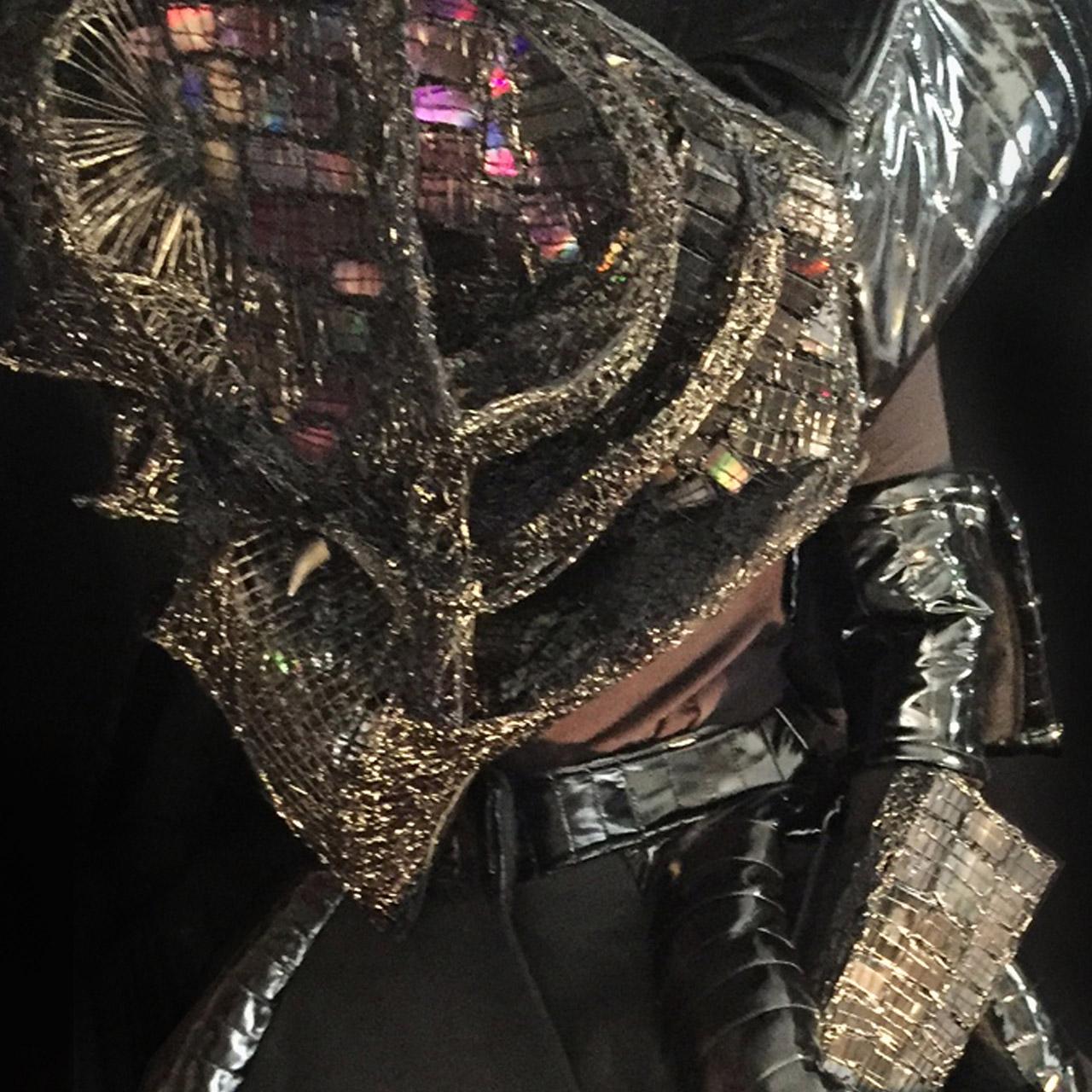 #fractalamnesia #wow2016 #ericagrayartist #worldofwearableart #wow #worldofwearableartdesigner #worldofwearableartdesignfinalist #worldofwearableartfinalist #design #designer #coral cluster 